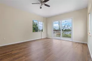 743 Bayshore Dr, Tarpon Springs, FL 34689 - Photo 27