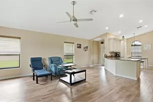 11437 Deercroft Ct, Spring Hill, FL 34609 - Photo 9