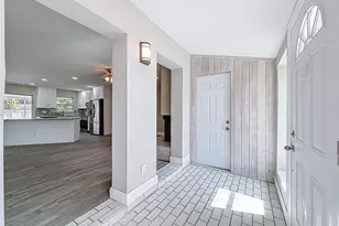 4221 Shore Acres Blvd NE, Saint Petersburg, FL 33703 - Photo 3