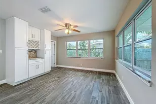 4221 Shore Acres Blvd NE, Saint Petersburg, FL 33703 - Photo 15