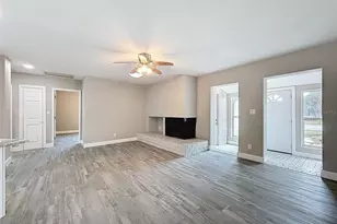 4221 Shore Acres Blvd NE, Saint Petersburg, FL 33703 - Photo 5