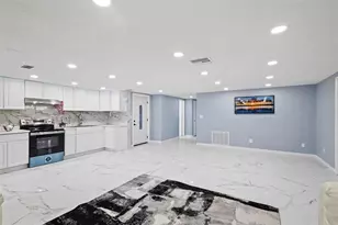 3332 Wilson Dr, Holiday, FL 34691 - Photo 7