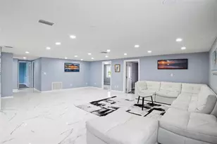 3332 Wilson Dr, Holiday, FL 34691 - Photo 9