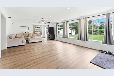 19003 Cedar Lane, Lutz, FL 33548 - Photo 9