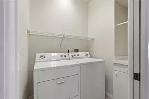 1186 Dartford Dr, Tarpon Springs, FL 34688 - Photo 29