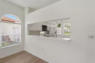 1186 Dartford Dr, Tarpon Springs, FL 34688 - Photo 9
