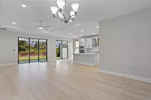 4984 Fairhope Cir, Lakewood Ranch, FL 34211 - Photo 3