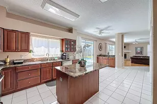 13002 St Filagree Dr, Riverview, FL 33579 - Photo 15