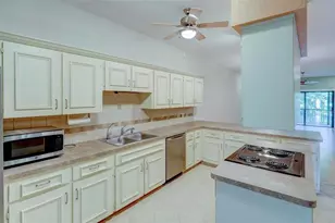 7032 River Run Blvd, Weeki Wachee, FL 34607 - Photo 5