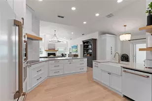 3262 Glenridge Dr, Palm Harbor, FL 34685 - Photo 5