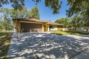 5621 Antelope Ln, New Port Richey, FL 34653 - Photo 3