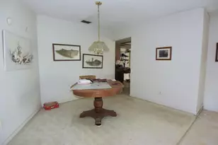 6832 Quail Hollow Blvd, Wesley Chapel, FL 33544 - Photo 5
