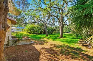 5651 Monroe St, New Port Richey, FL 34653 - Photo 45