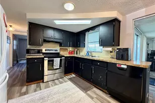 3118 Elkridge Dr, Holiday, FL 34691 - Photo 7