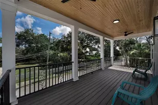 158 E Spruce St, Tarpon Springs, FL 34689 - Photo 7