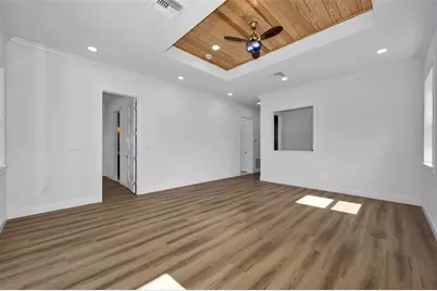 158 E Spruce Street, Tarpon Springs, FL 34689 - Photo 19
