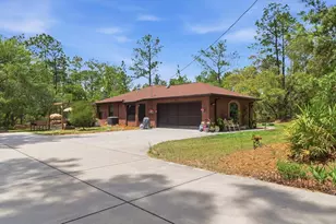 16389 Margot Rd, Weeki Wachee, FL 34614 - Photo 3
