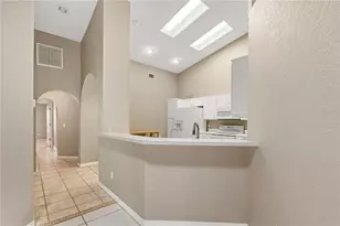 21506 Gray Tern Ct, Lutz, FL 33549 - Photo 9