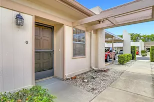 11132 Pembridge Ct, Port Richey, FL 34668 - Photo 3