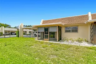 11132 Pembridge Ct, Port Richey, FL 34668 - Photo 37