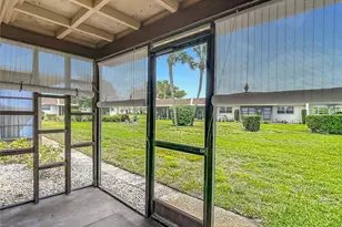11132 Pembridge Ct, Port Richey, FL 34668 - Photo 35
