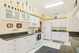 6019 Country Ridge Ln, New Port Richey, FL 34655 - Photo 17