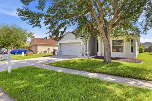 4828 Wessex Way, Land O Lakes, FL 34639 - Photo 3