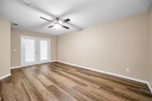 9307 Palm Haven Ct, New Port Richey, FL 34655 - Photo 17