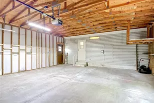 38906 Alston Ave, Zephyrhills, FL 33542 - Photo 49