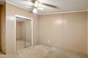 38906 Alston Ave, Zephyrhills, FL 33542 - Photo 43