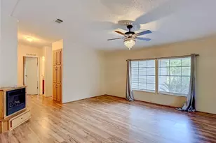 38906 Alston Ave, Zephyrhills, FL 33542 - Photo 11