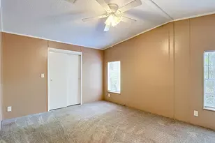 38906 Alston Ave, Zephyrhills, FL 33542 - Photo 35