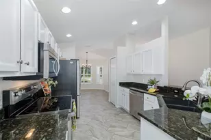 11428 Hidden Cove Ct, Trinity, FL 34655 - Photo 13