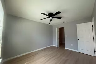 3664 Meriden Ave, Oldsmar, FL 34677 - Photo 11