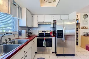 7810 Vienna Ln, Port Richey, FL 34668 - Photo 25