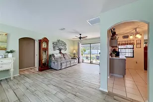 7810 Vienna Ln, Port Richey, FL 34668 - Photo 15