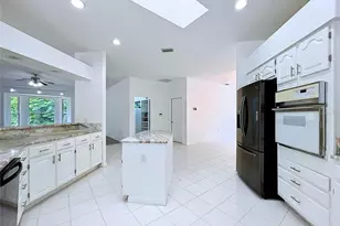 464 E Liberty St, Hernando, FL 34442 - Photo 9