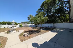 6947 Bottle Brush Dr, Port Richey, FL 34668 - Photo 27