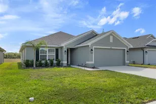 12492 Pine Bluff St, Spring Hill, FL 34609 - Photo 3