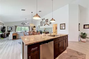 539 W Back Nine Cir, Beverly Hills, FL 34465 - Photo 17