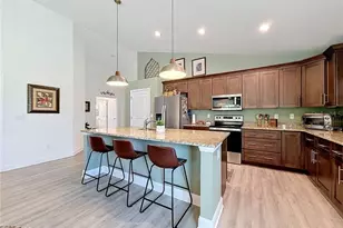539 W Back Nine Cir, Beverly Hills, FL 34465 - Photo 11