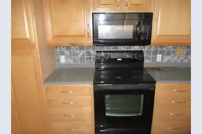 8904 Planters Lane, New Port Richey, FL 34654 - Photo 9