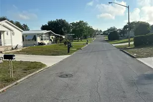 14279 Montclair Dr, Brooksville, FL 34613 - Photo 3