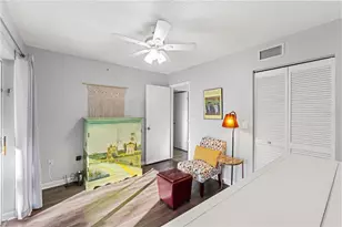 300 S Florida Ave, Tarpon Springs, FL 34689 - Photo 23