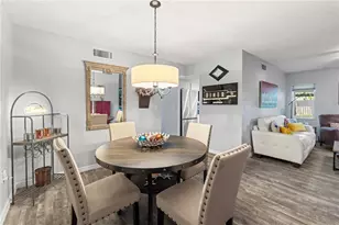 300 S Florida Ave, Tarpon Springs, FL 34689 - Photo 11