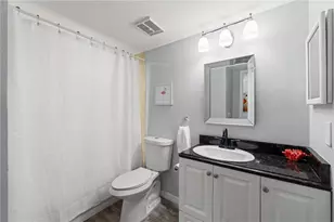 300 S Florida Ave, Tarpon Springs, FL 34689 - Photo 25