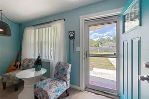 1225 NE 2nd St, Crystal River, FL 34429 - Photo 9