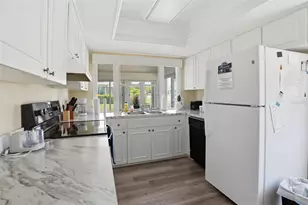 6463 Putters Cir, Spring Hill, FL 34606 - Photo 3