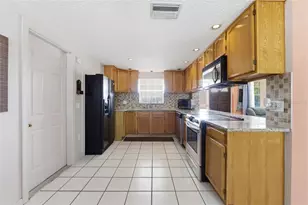 8829 Eileen Dr, Port Richey, FL 34668 - Photo 7