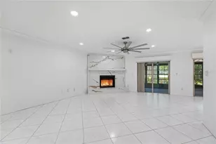 3071 Bolt Dr, Palm Harbor, FL 34685 - Photo 9